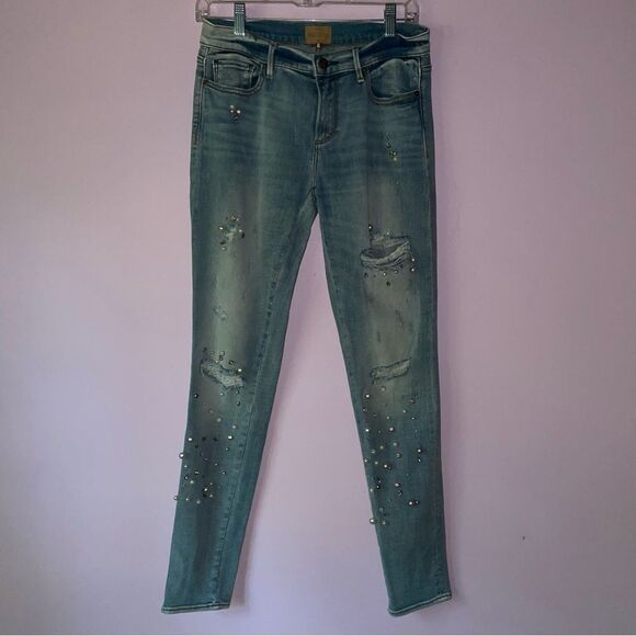 Driftwood Beau Skinny Jeans Size 26 Pearl Studded Light Wash Distressed - Picture 1 of 9